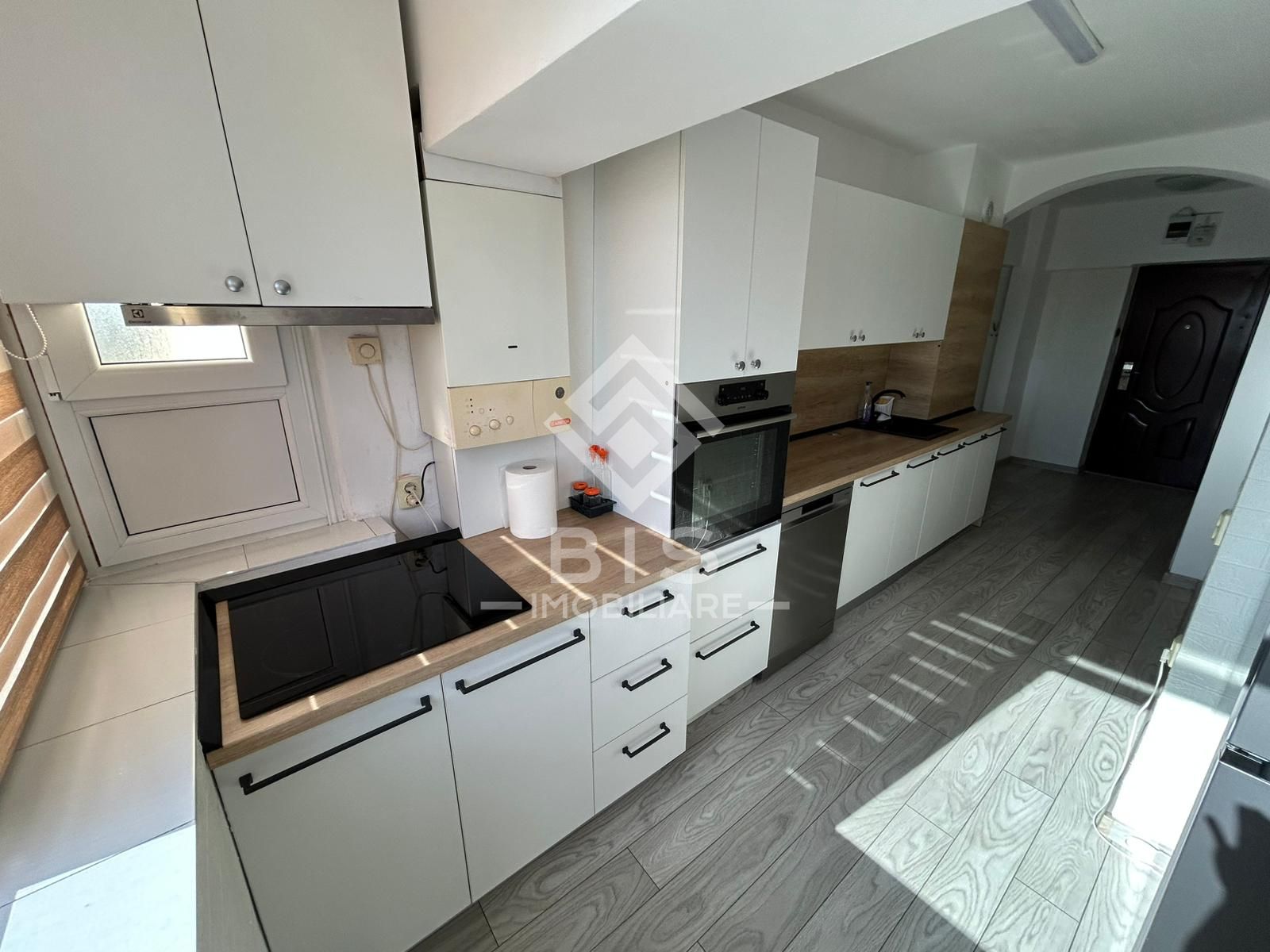 Apartament 2 camere – 56 mp de inchiriat – Zona Winmarkt Decebal