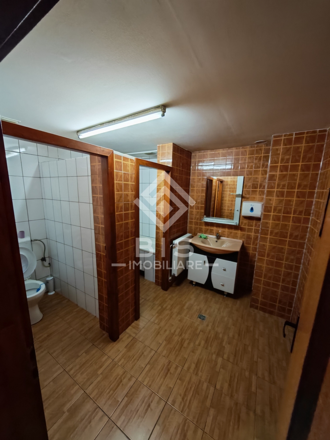 Spatiu comercial / birouri / activitati comerciale
