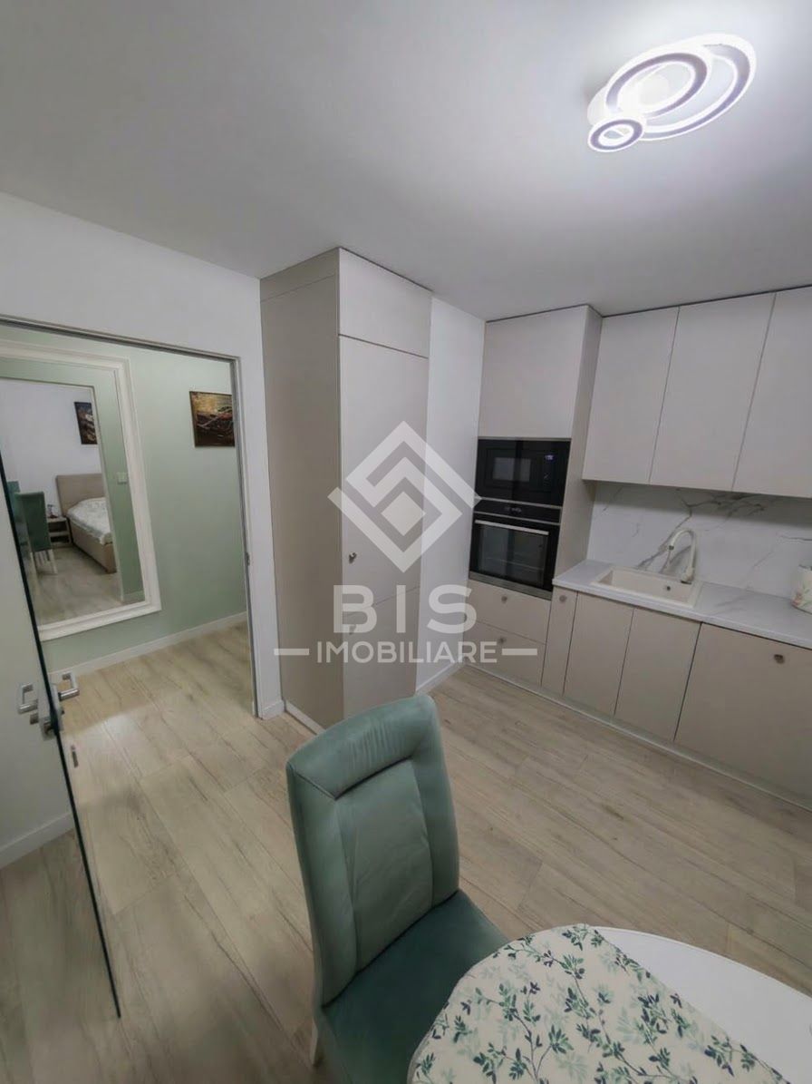 Apartament decomandat / Renovat Premium