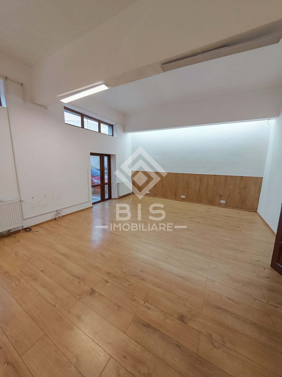 Spatiu comercial / birouri / activitati comerciale